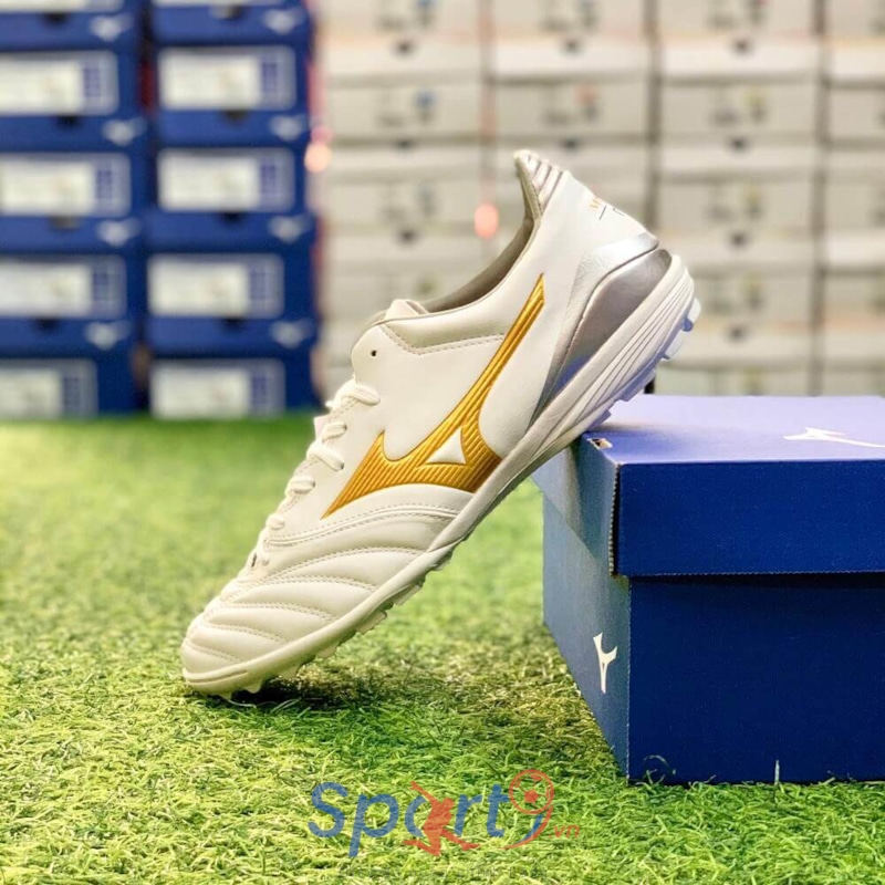 当店だけの限定モデル Mizuno Morelia 24.5㎝ Football 2 (2018) 24.5