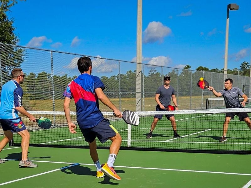 Hướng dẫn chọn vợt Pickleball cho người mới bắt đầu